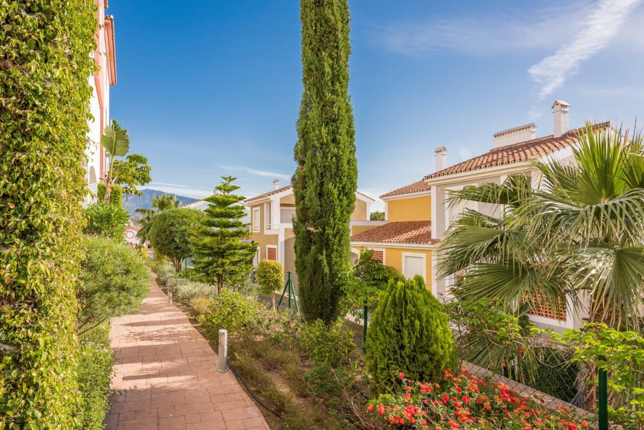 Cortijo Del Mar Resort Естепона Екстериор снимка